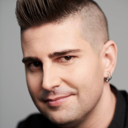 Headshot of Lewis Smithingham