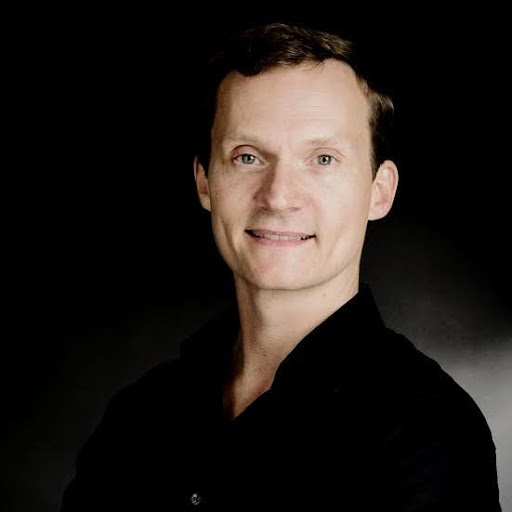 Sebastian Vieregg Headshot
