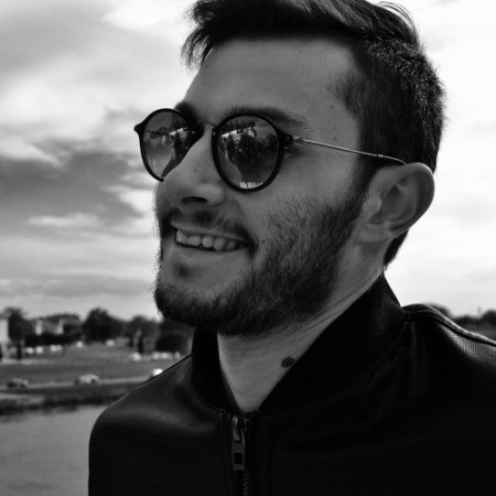 Profile picture for user Elia Niboldi