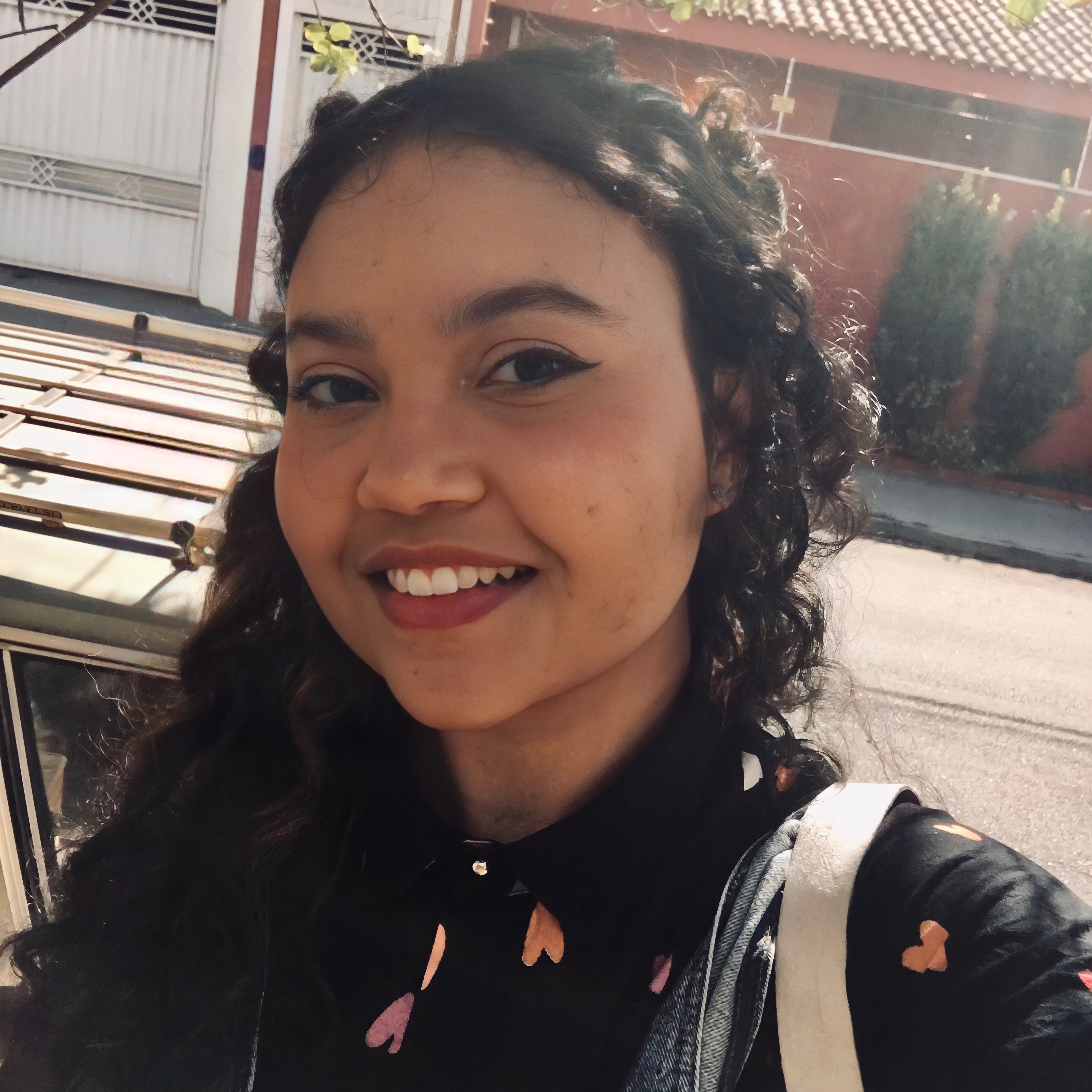 Profile picture for user Fernanda Padovan