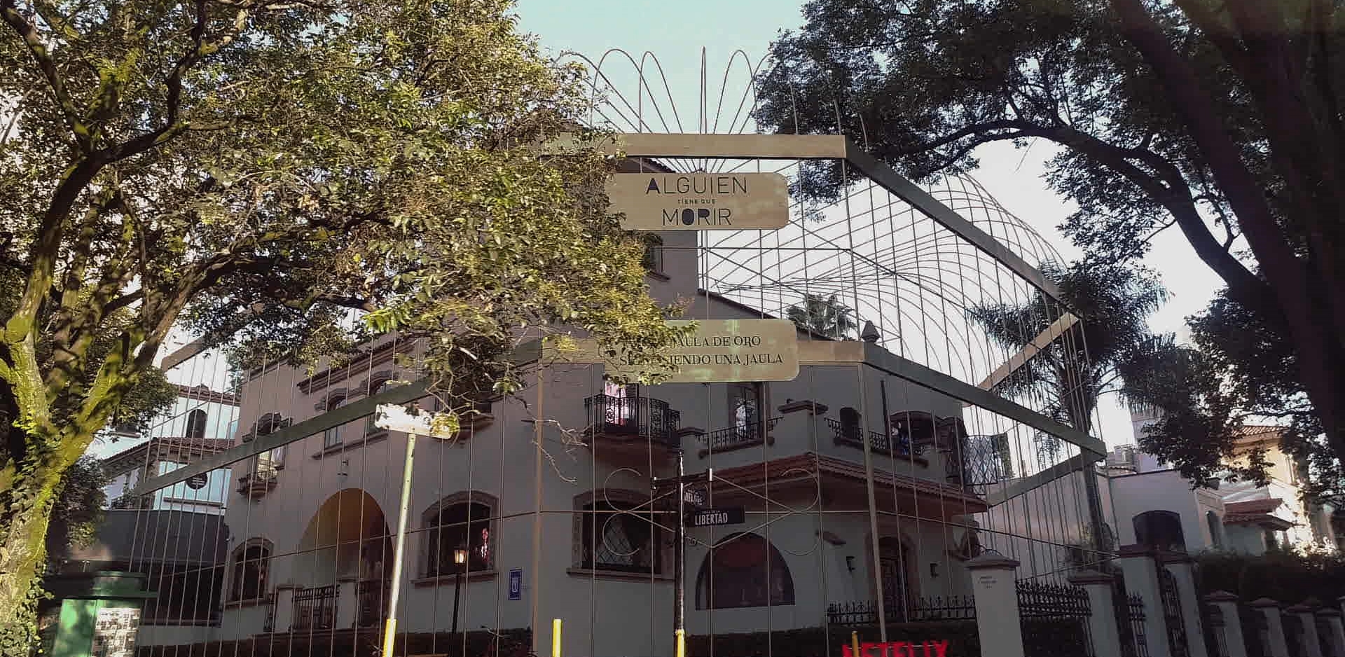 Breaking Out of the Cage and Into the Future of OOH