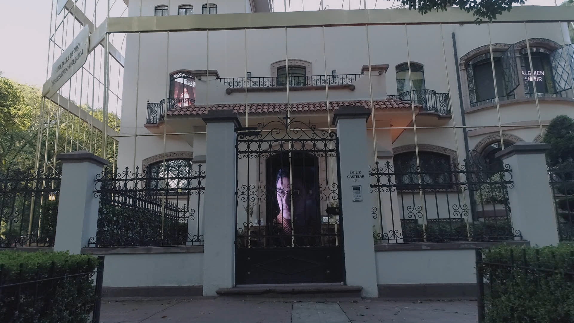 ATQM _ The Caged Mansion _ Case (Final).00_01_03_14.Still006