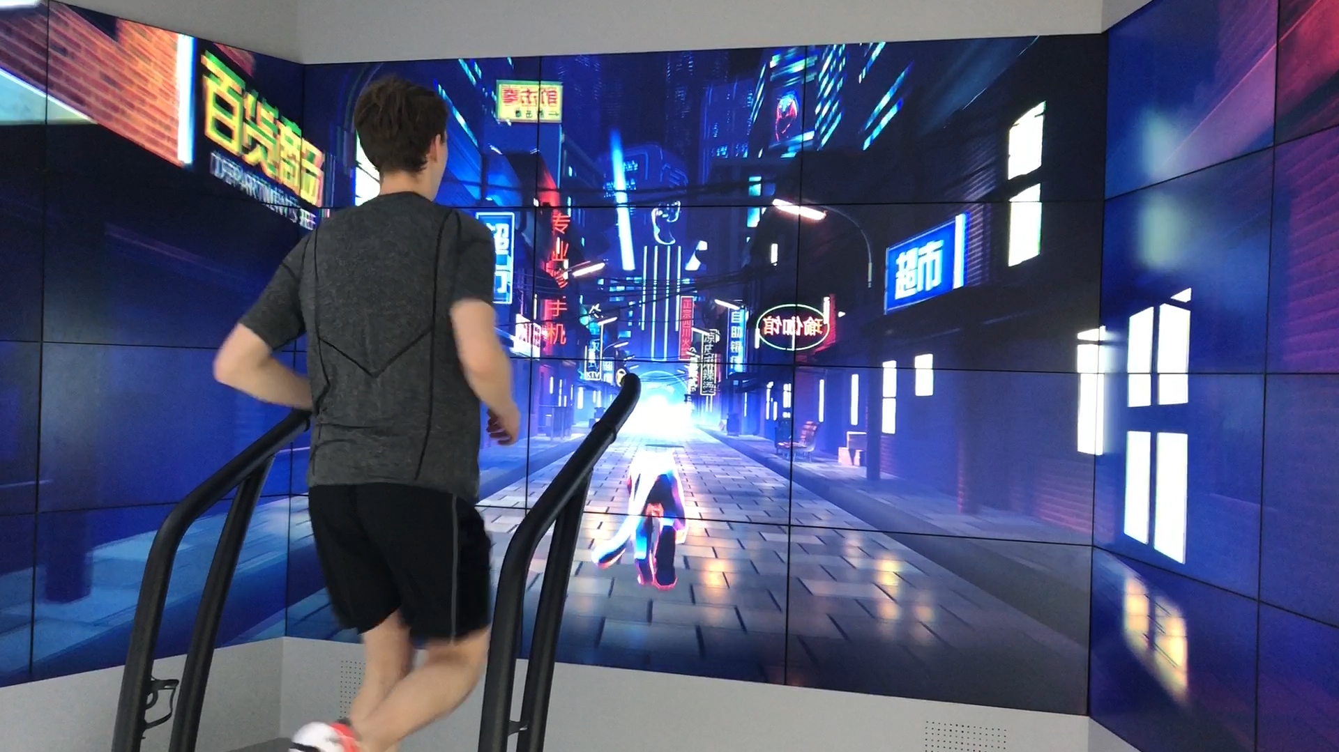 IMG_6815.00_02_06_13.Still007(1)