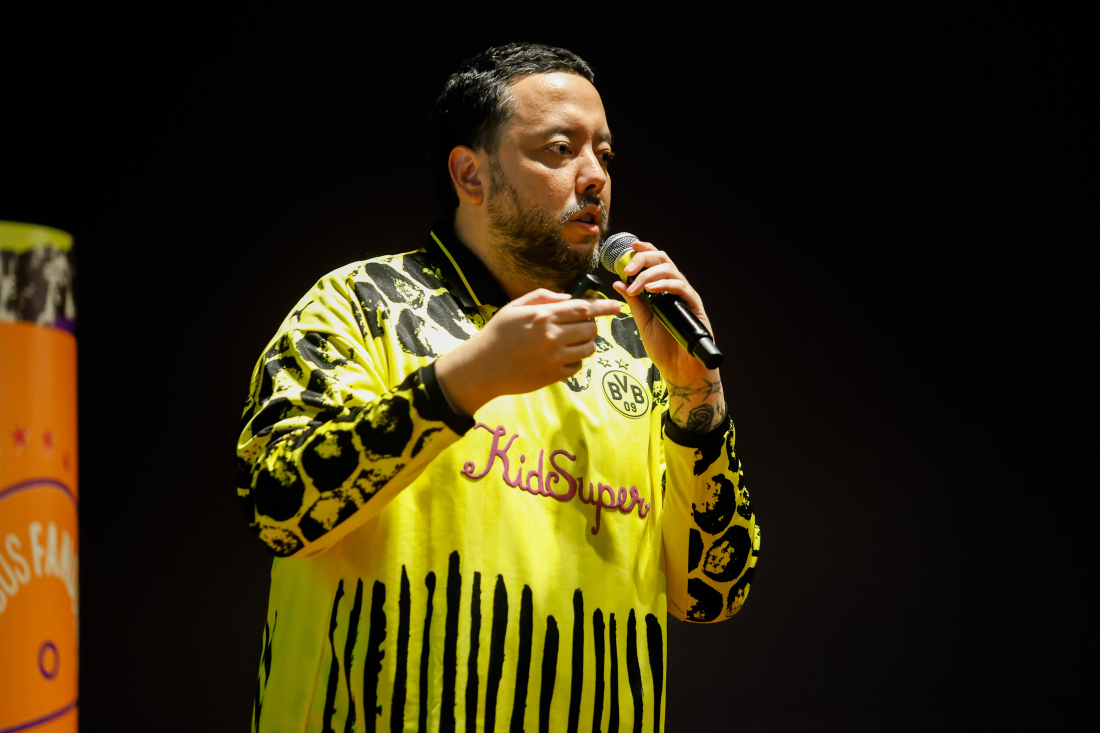 paulo yanaguizawa presenting