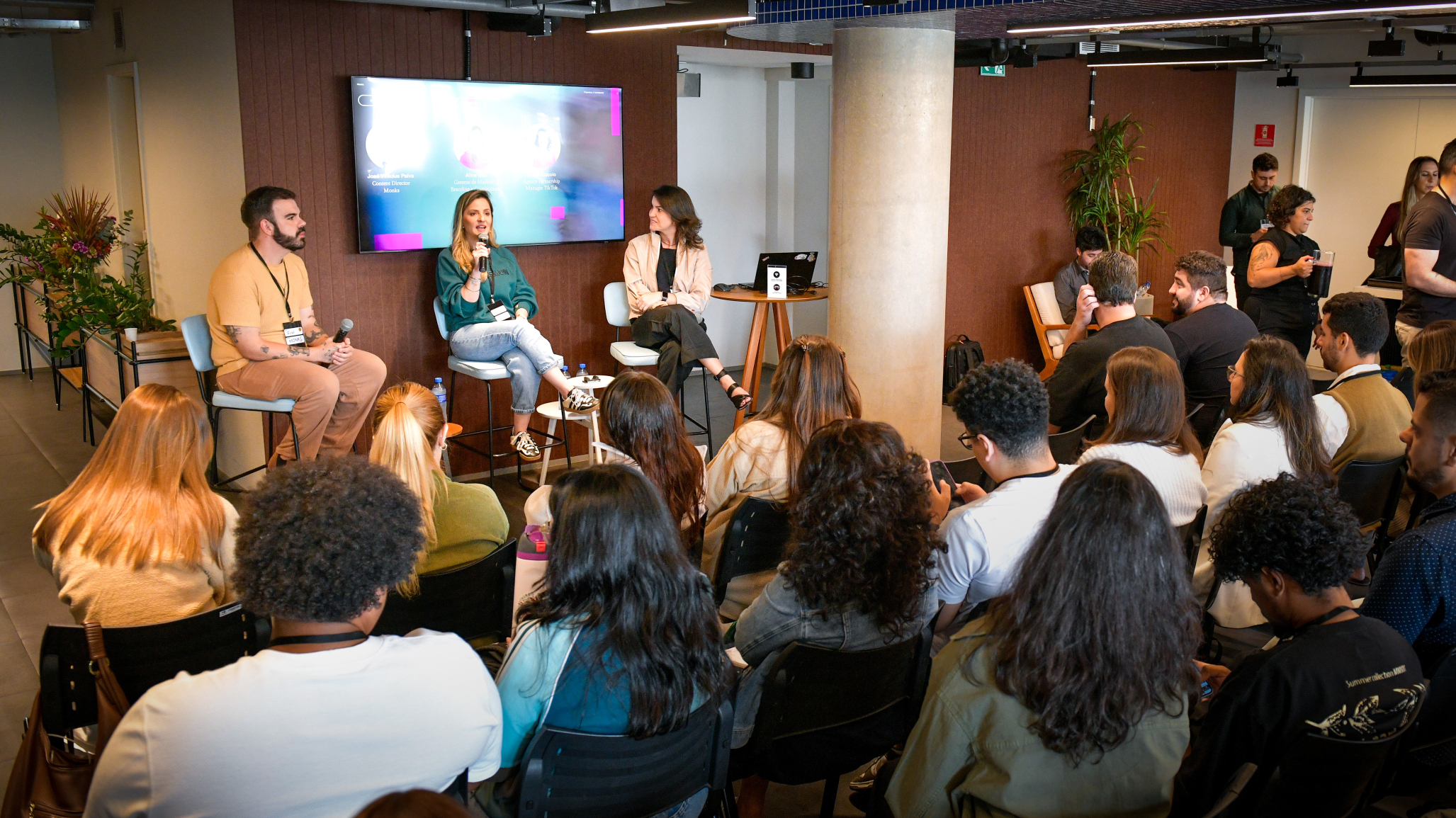 Aline Izo, Jose Vinicius Paiva and Cibele Cuccolo at monks event