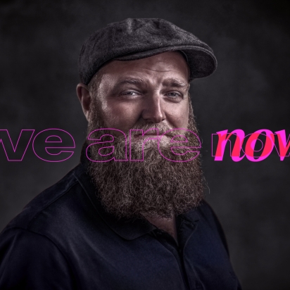 Wes ter Haar headshot on top of a cloudy sky