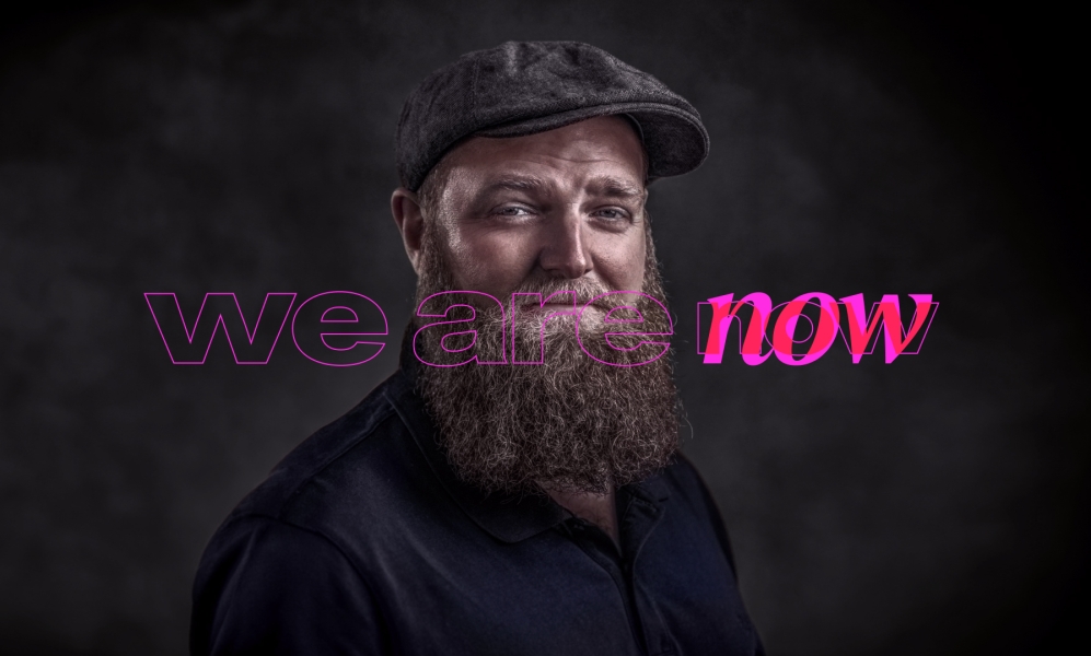 Wes ter Haar headshot on top of a cloudy sky