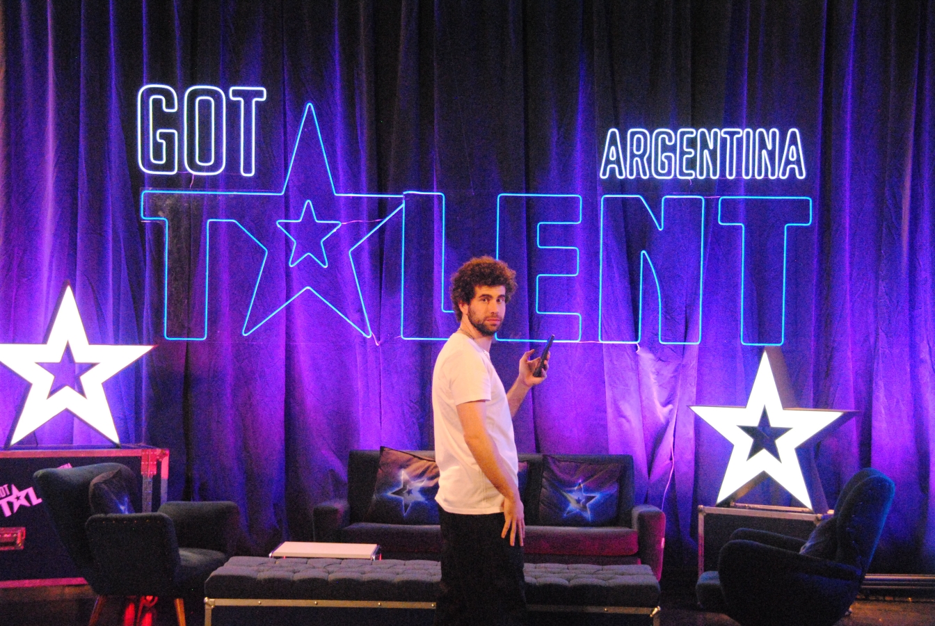 Infiltrated talent star in the green room
